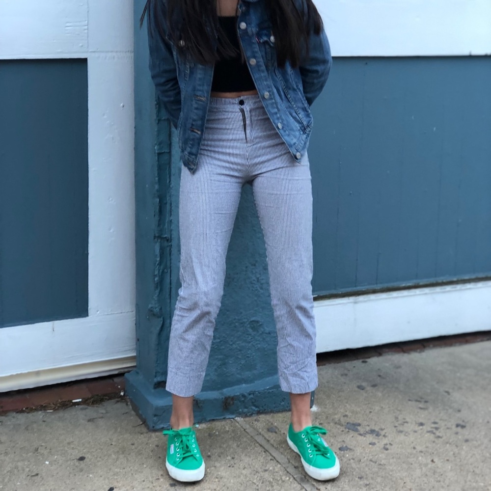 Brandy Melville seersucker pants! So form hugging